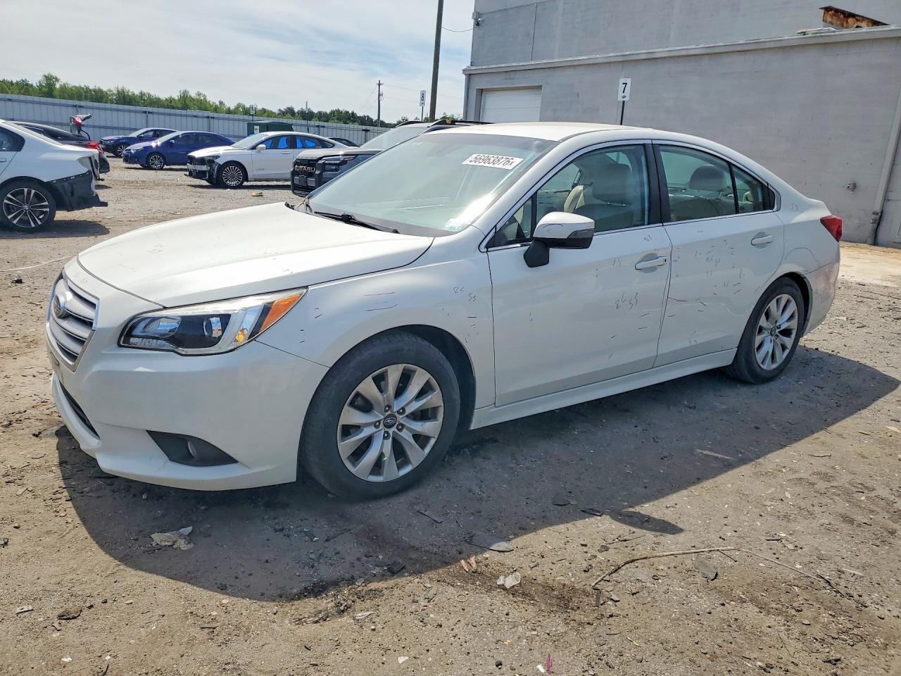 2017 SUBARU Legacy