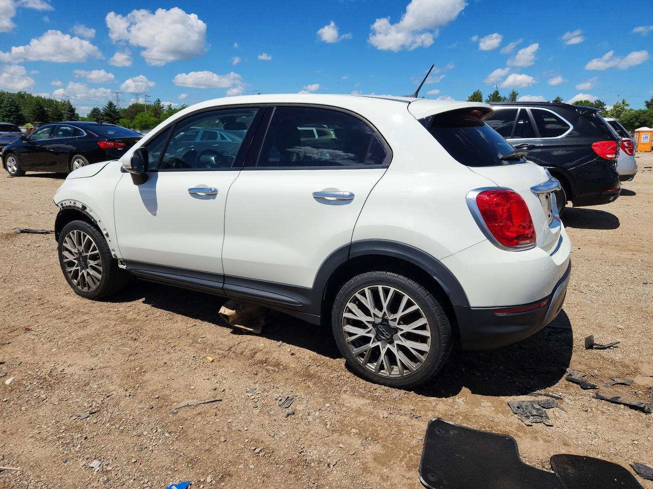 2016 FIAT 500X
