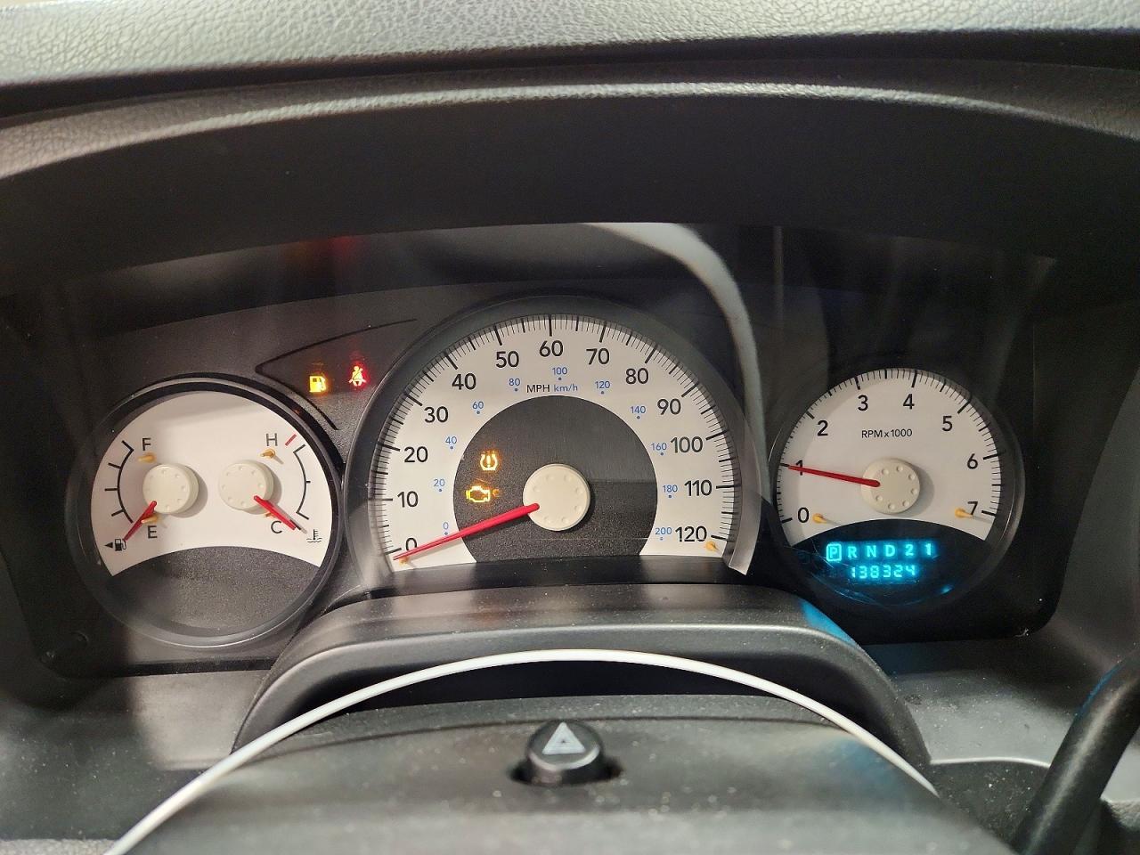 2010 DODGE Dakota