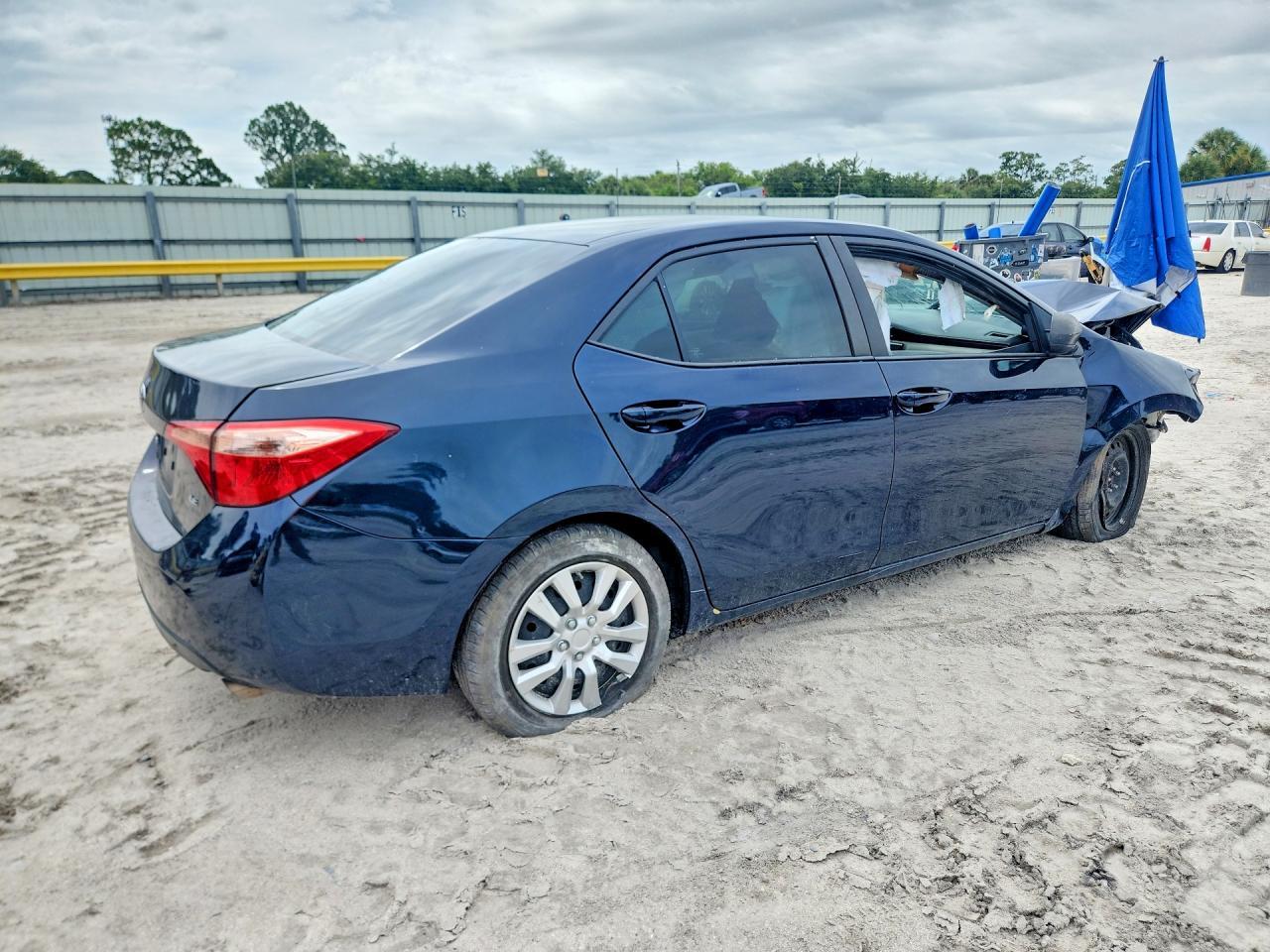 2018 TOYOTA COROLLA