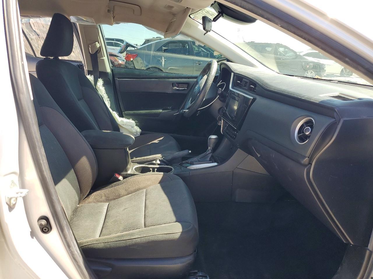 2019 TOYOTA COROLLA