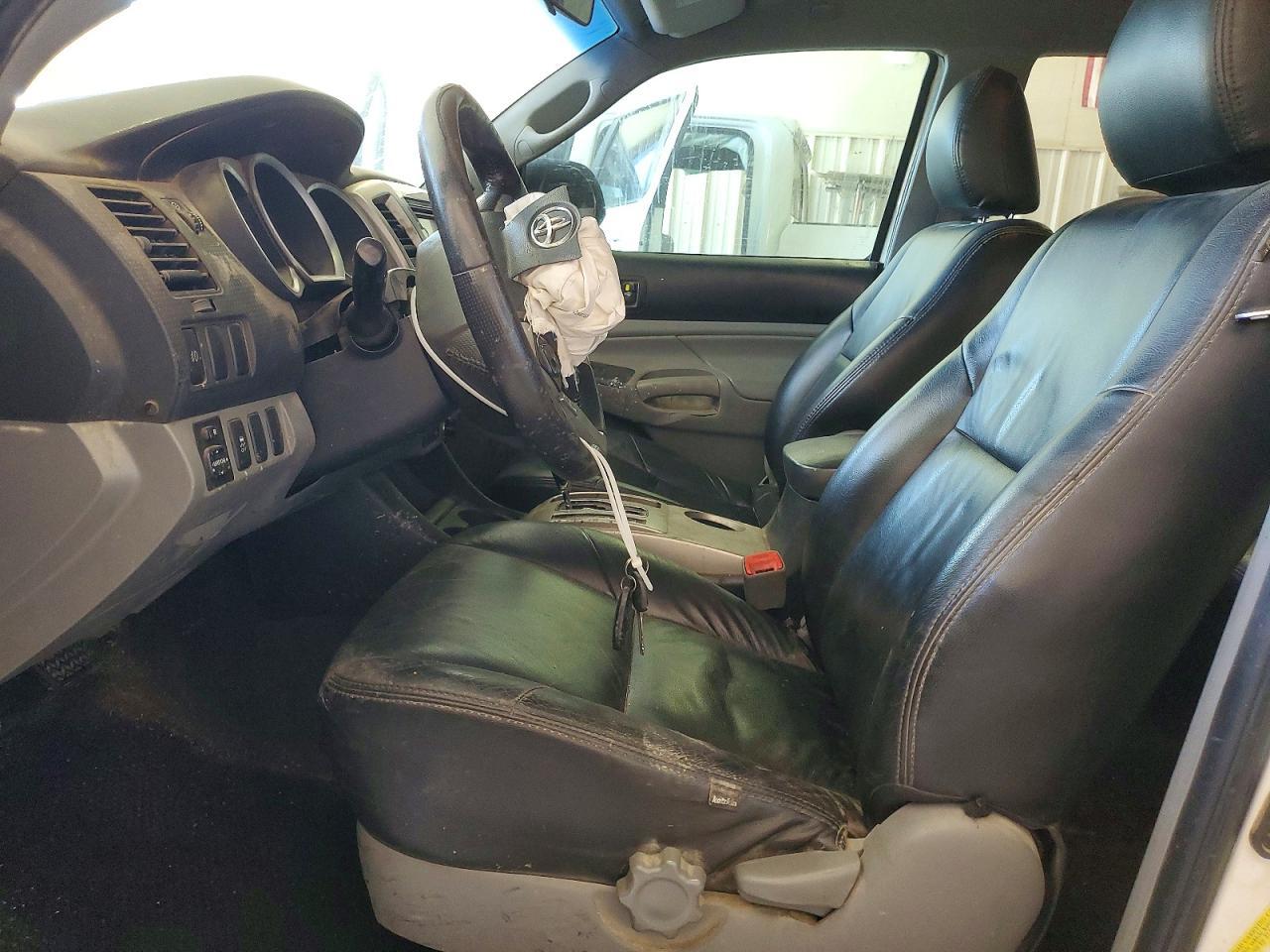 2014 TOYOTA TACOMA