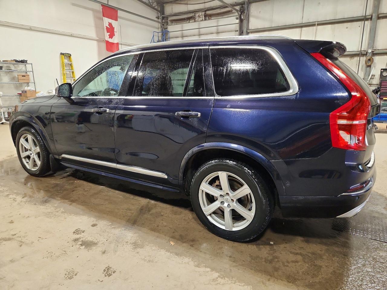 2019 VOLVO XC90