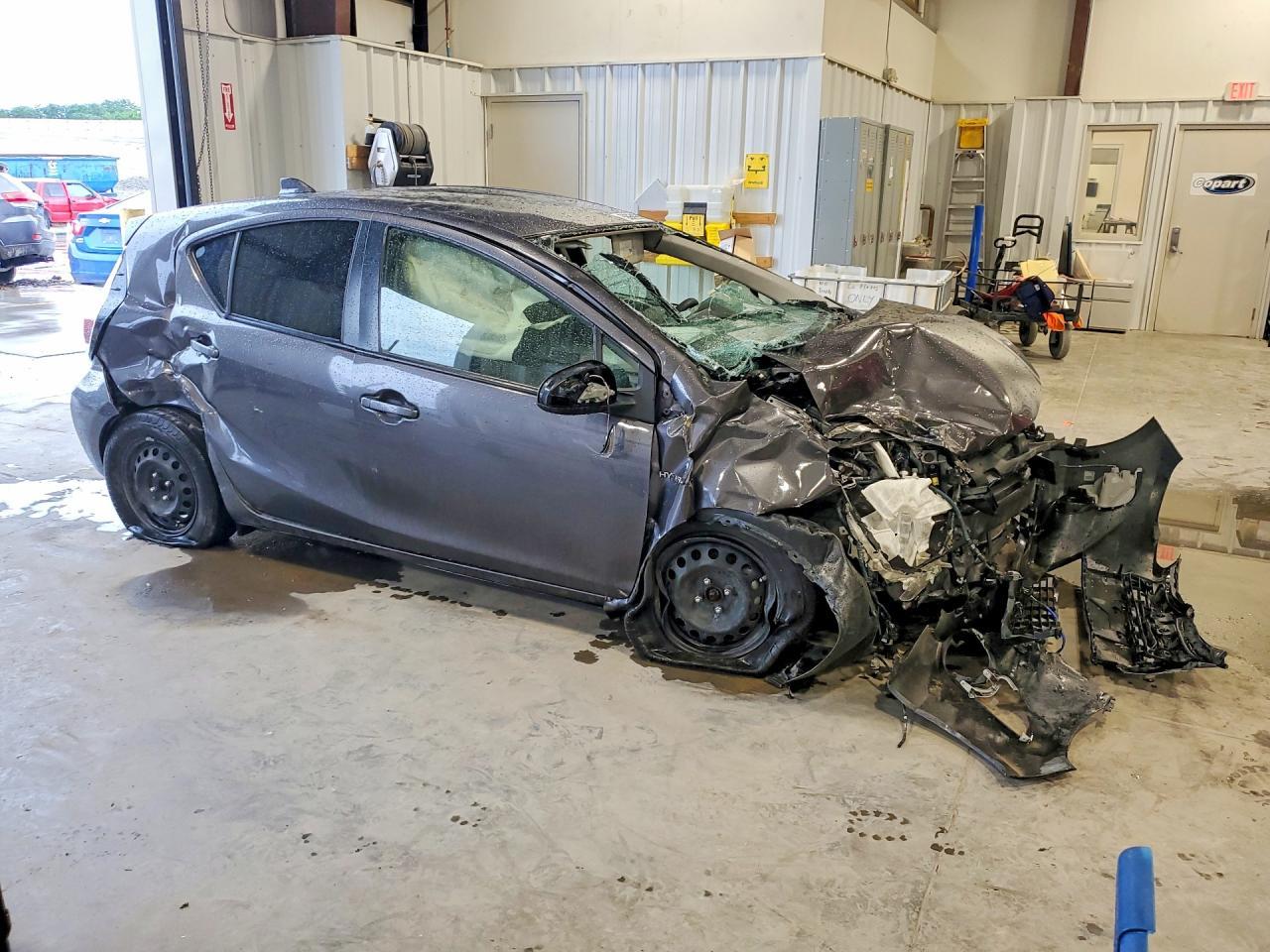 2015 TOYOTA Prius c