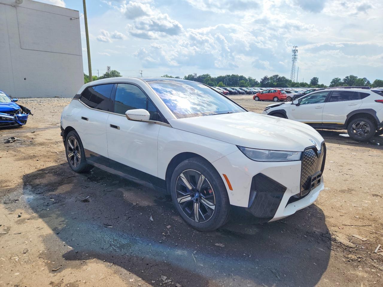 2024 BMW iX