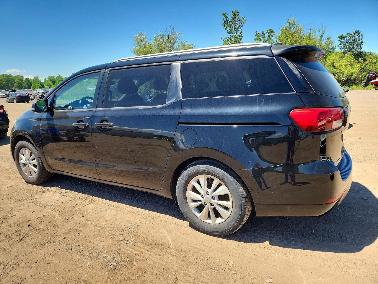 2015 KIA SEDONA