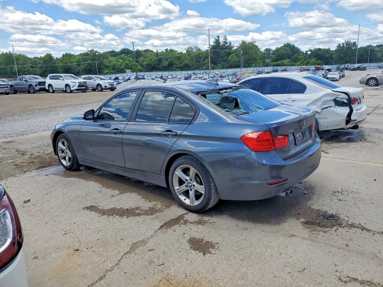 2013 BMW 3 SERIES