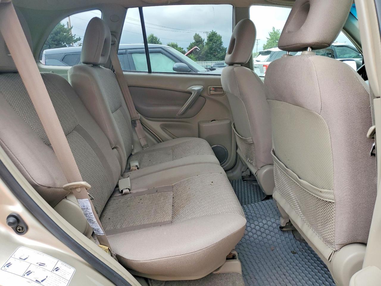 2004 TOYOTA RAV4