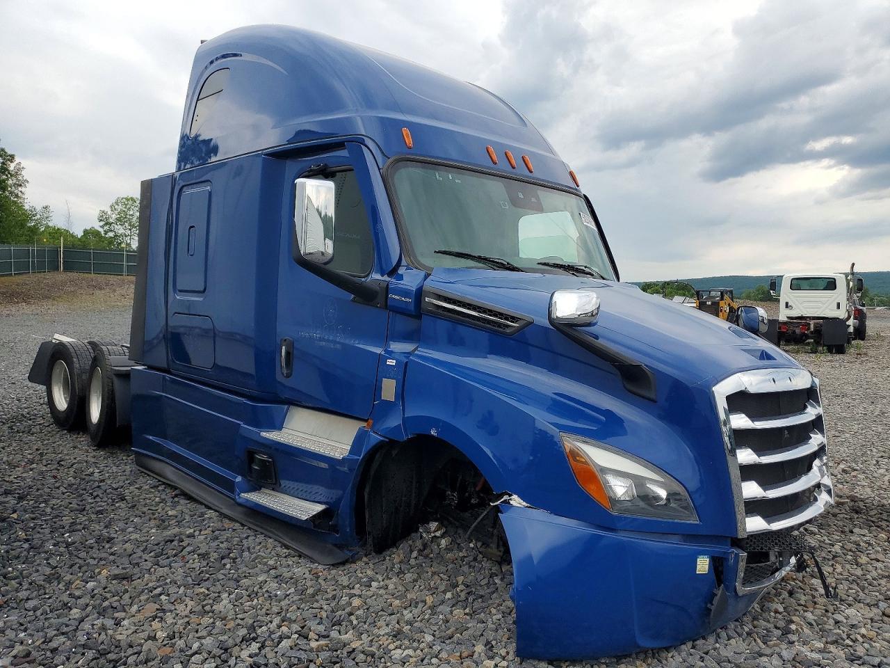 2024 FREIGHTLINER CASCADIA 126
