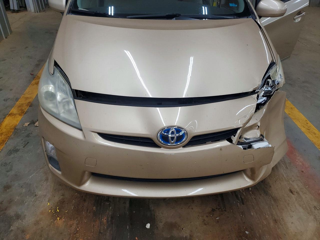 2010 TOYOTA PRIUS