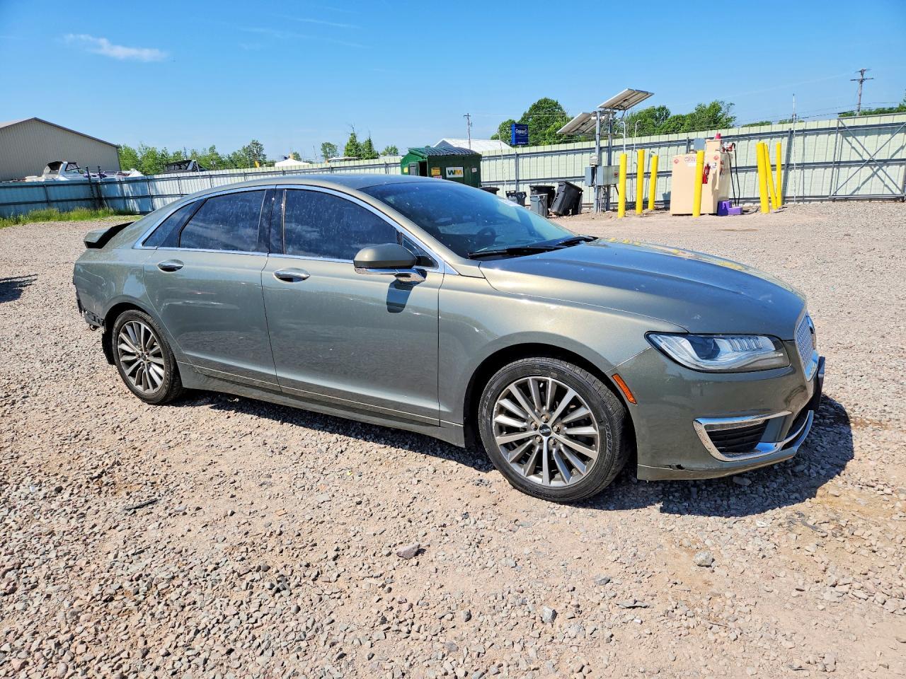 2017 LINCOLN MKZ