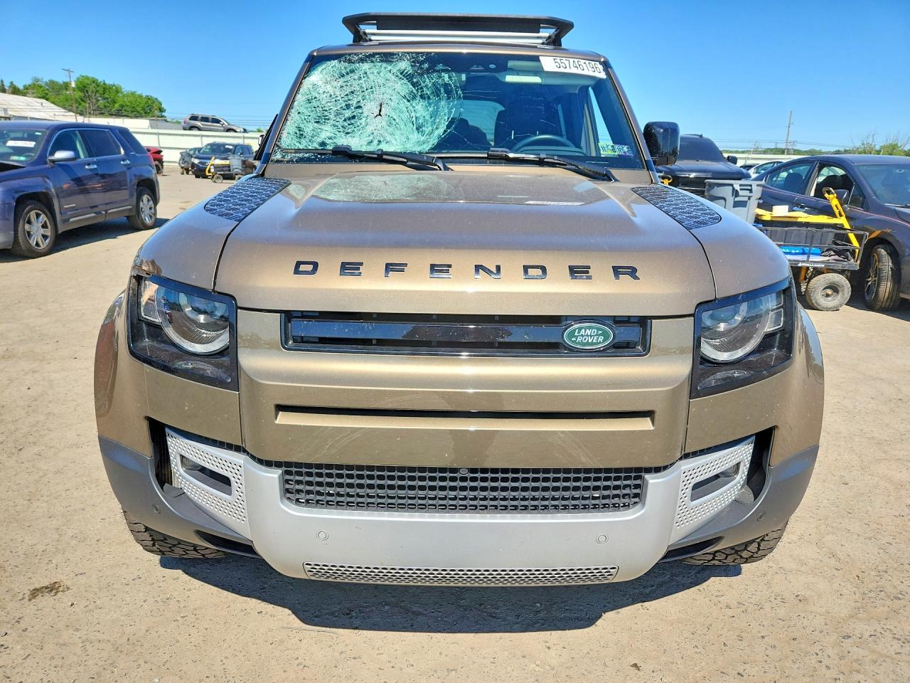 2024 LAND ROVER Defender