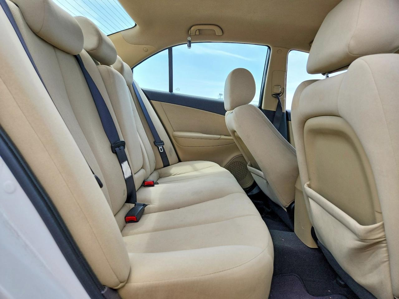 2010 HYUNDAI SONATA