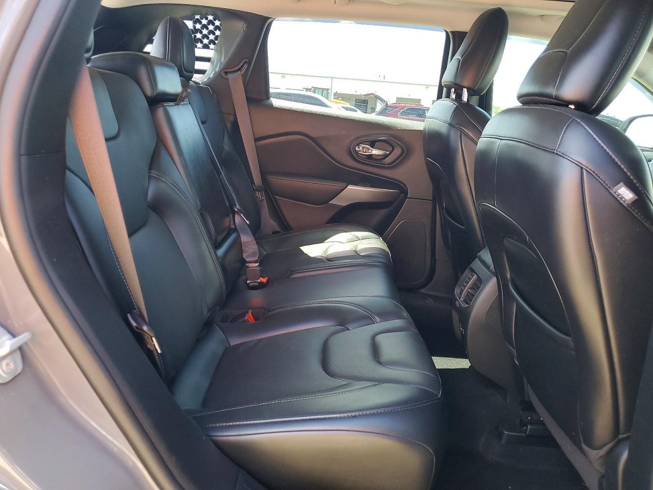 2021 JEEP CHEROKEE