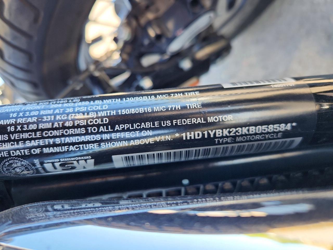 2019 HARLEY-DAVIDSON FLHCS