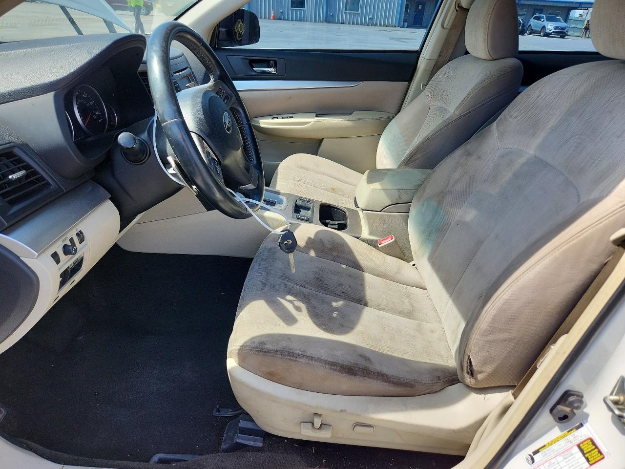 2014 SUBARU Legacy
