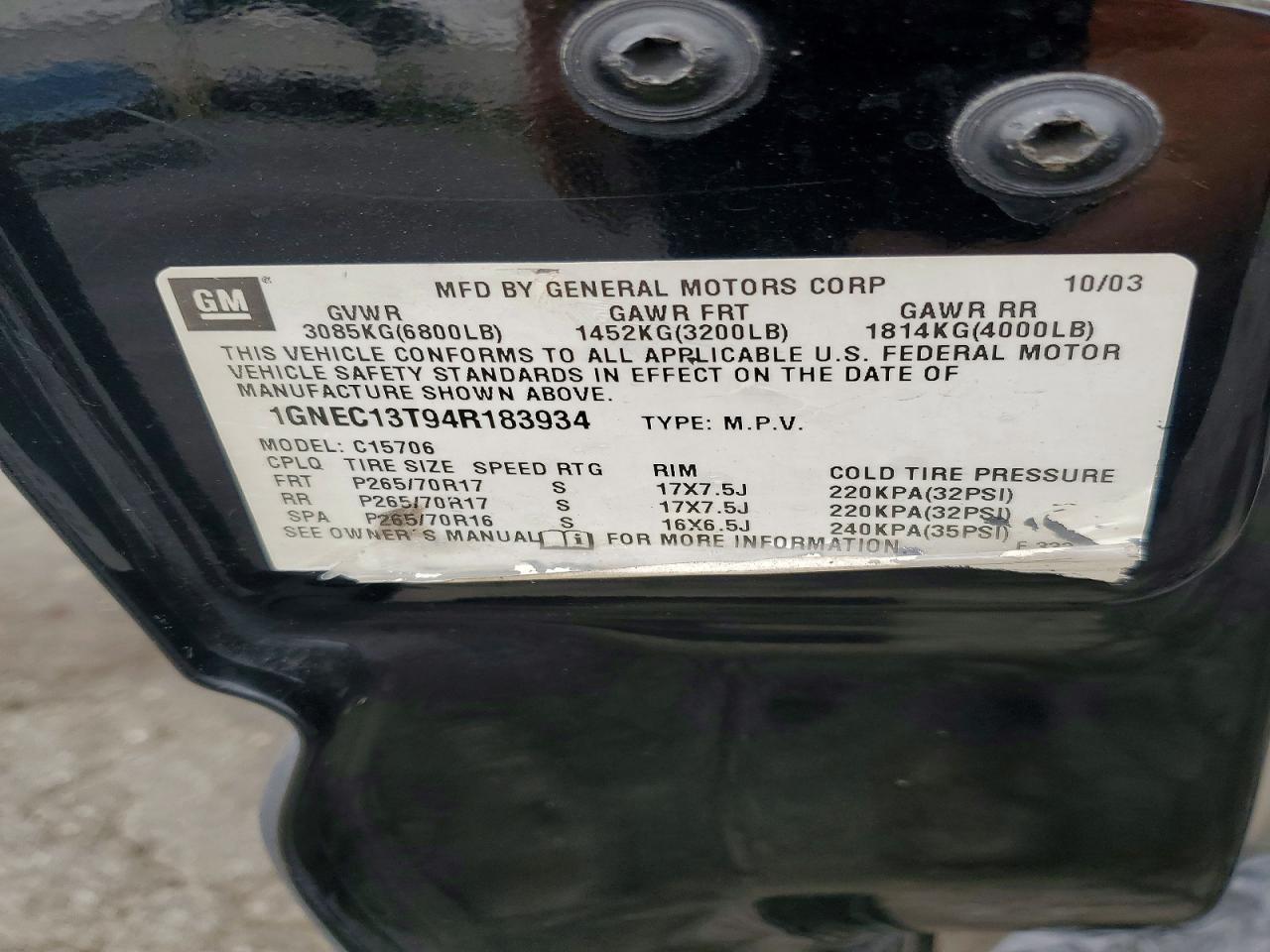 2004 CHEVROLET Tahoe