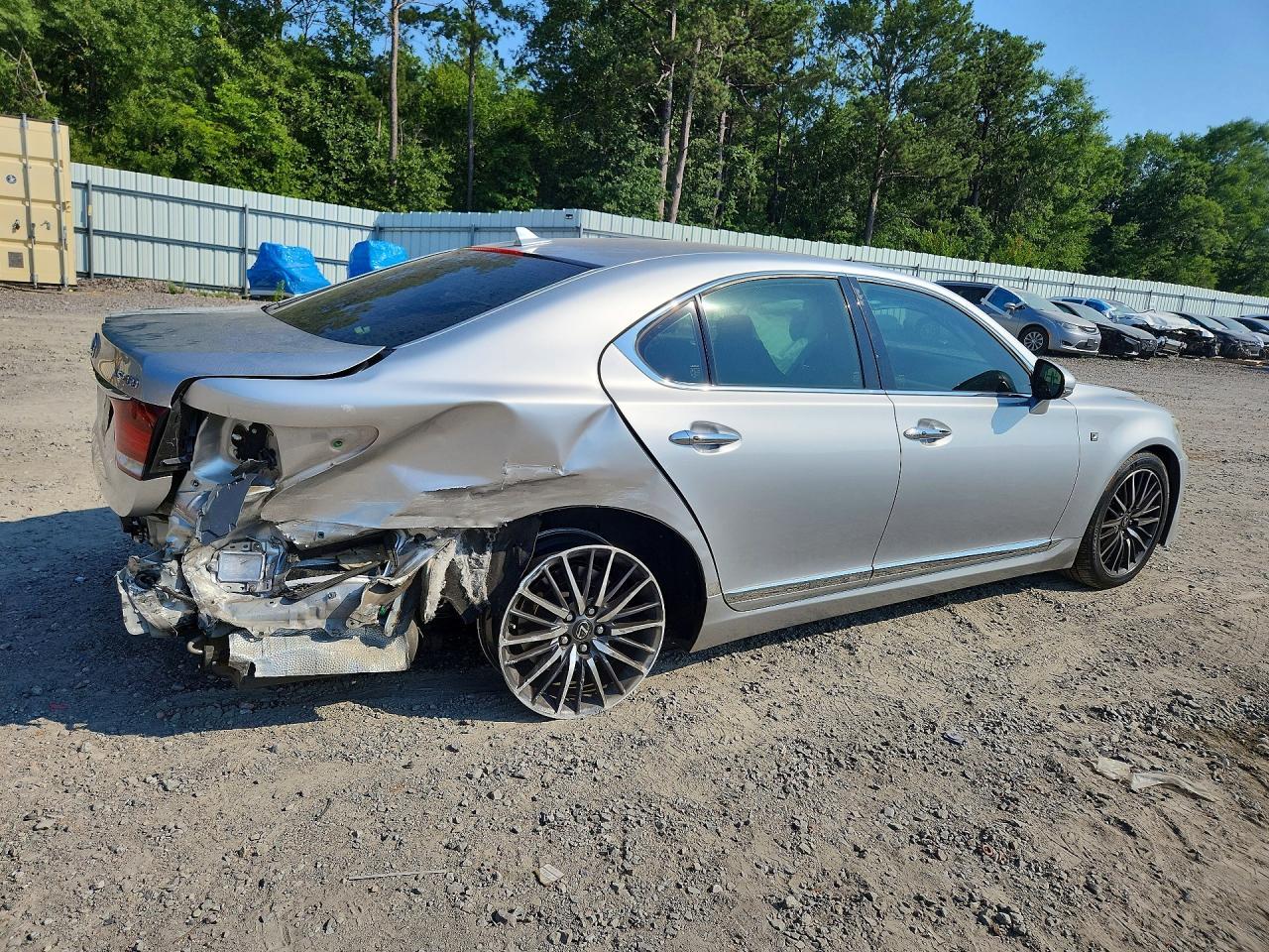 2013 LEXUS LS 460