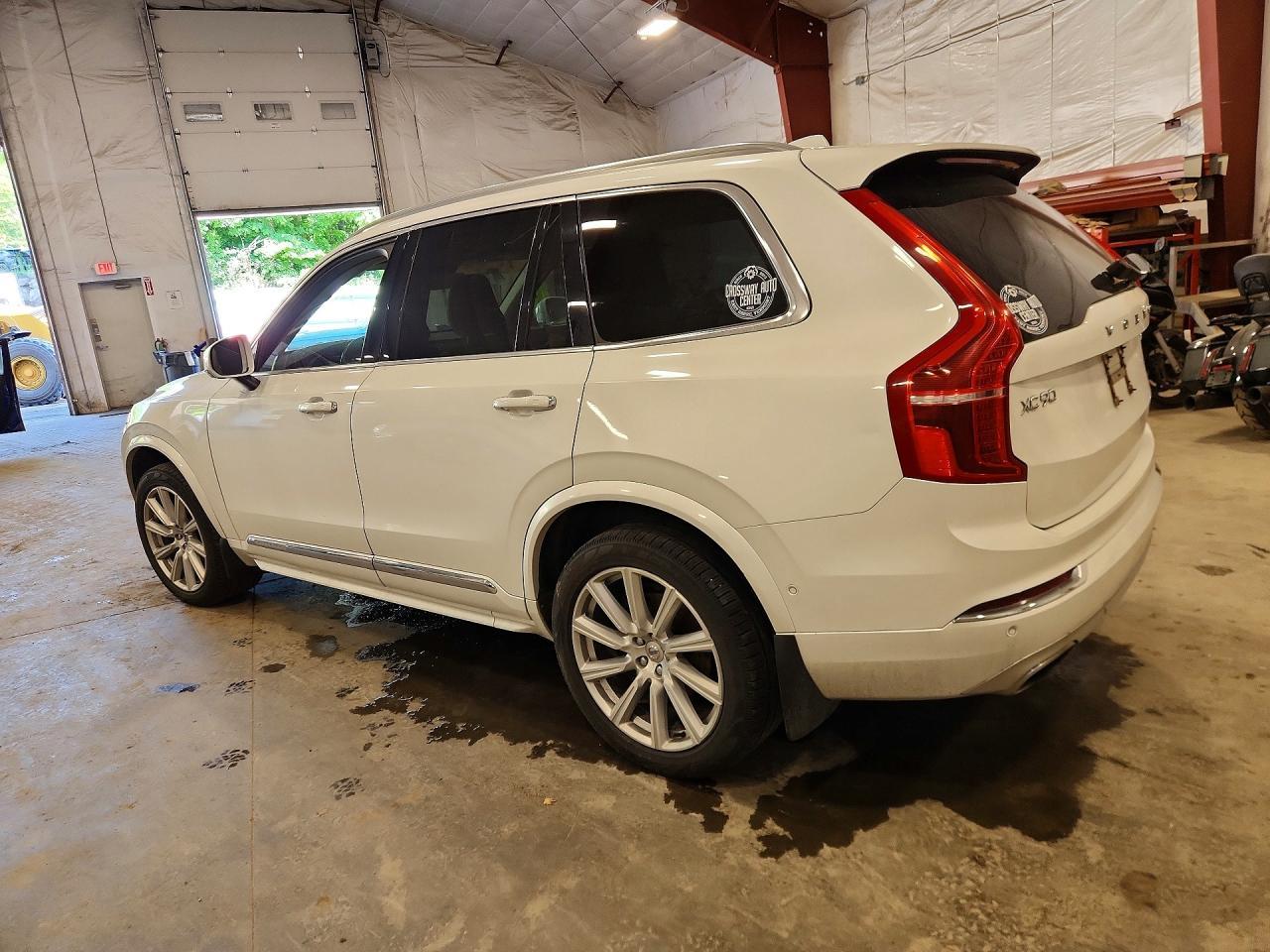 2016 VOLVO XC90
