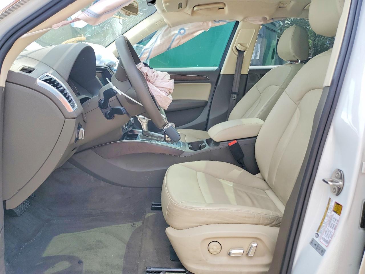 2014 AUDI Q5