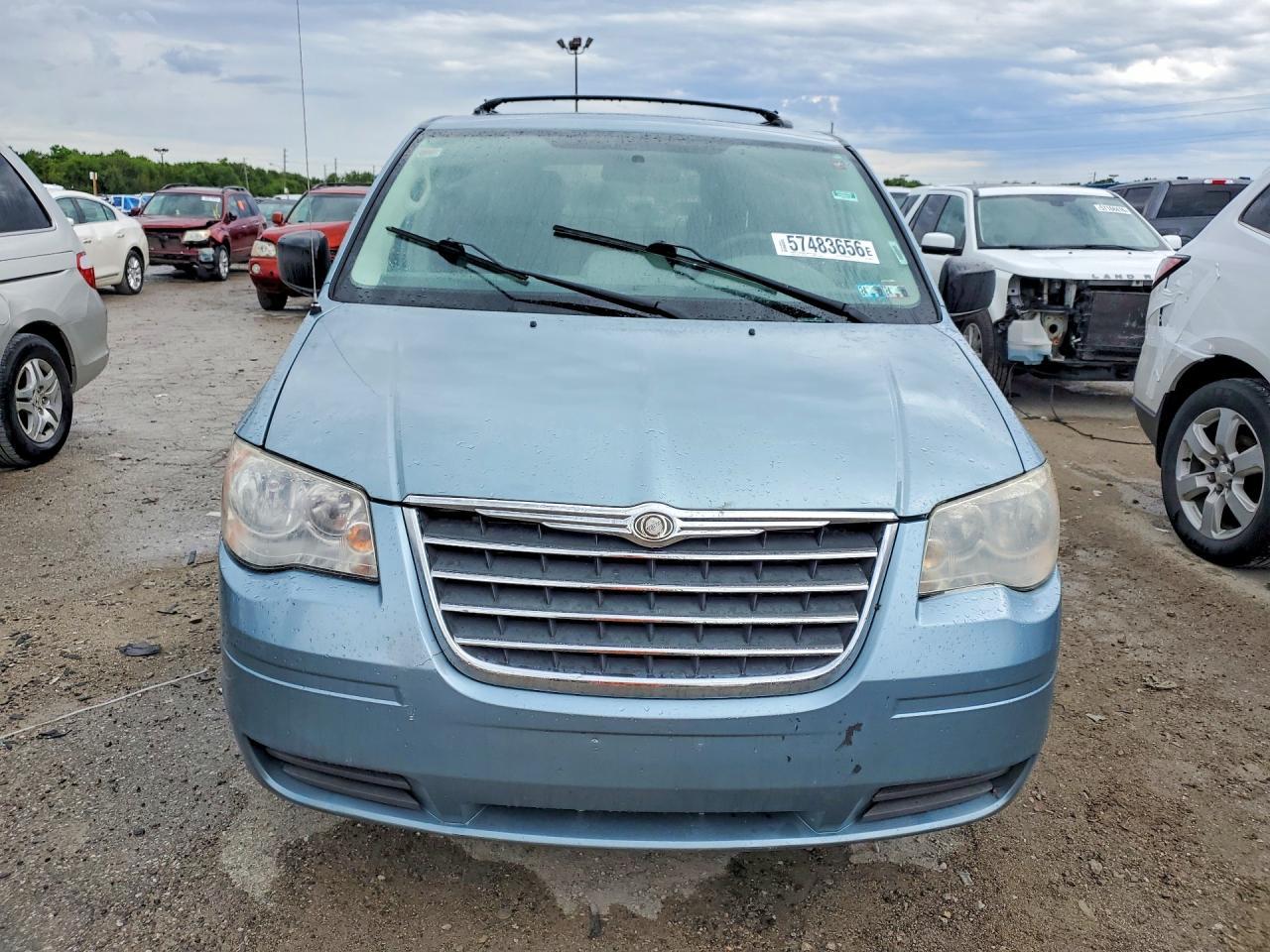 2010 CHRYSLER Town