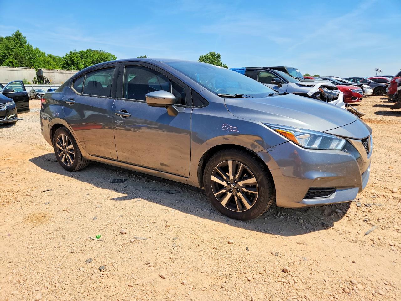 2021 NISSAN VERSA