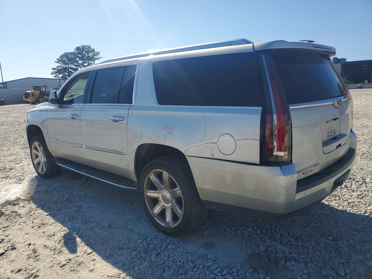 2018 CADILLAC Escalade ESV