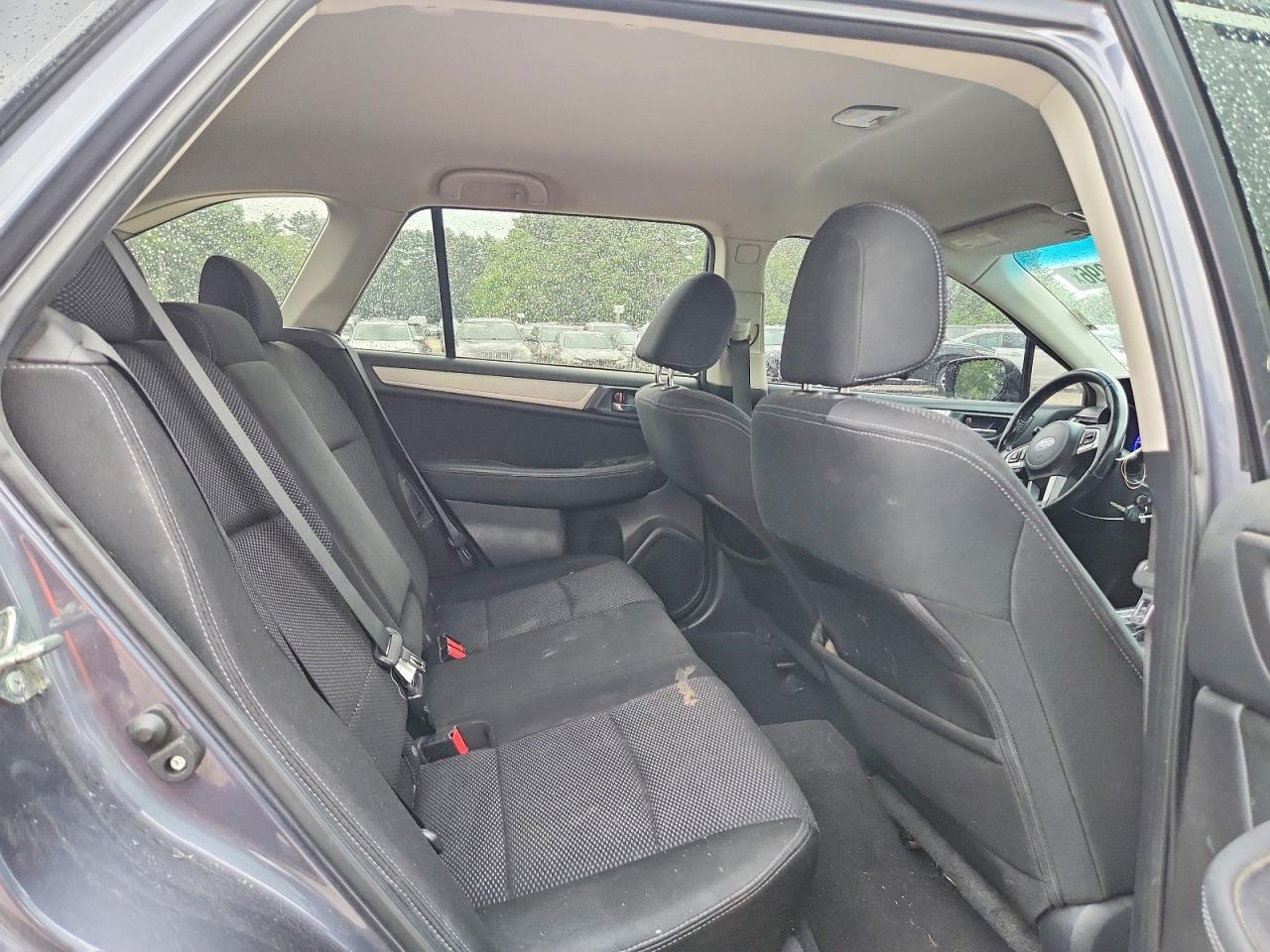 2015 SUBARU Outback
