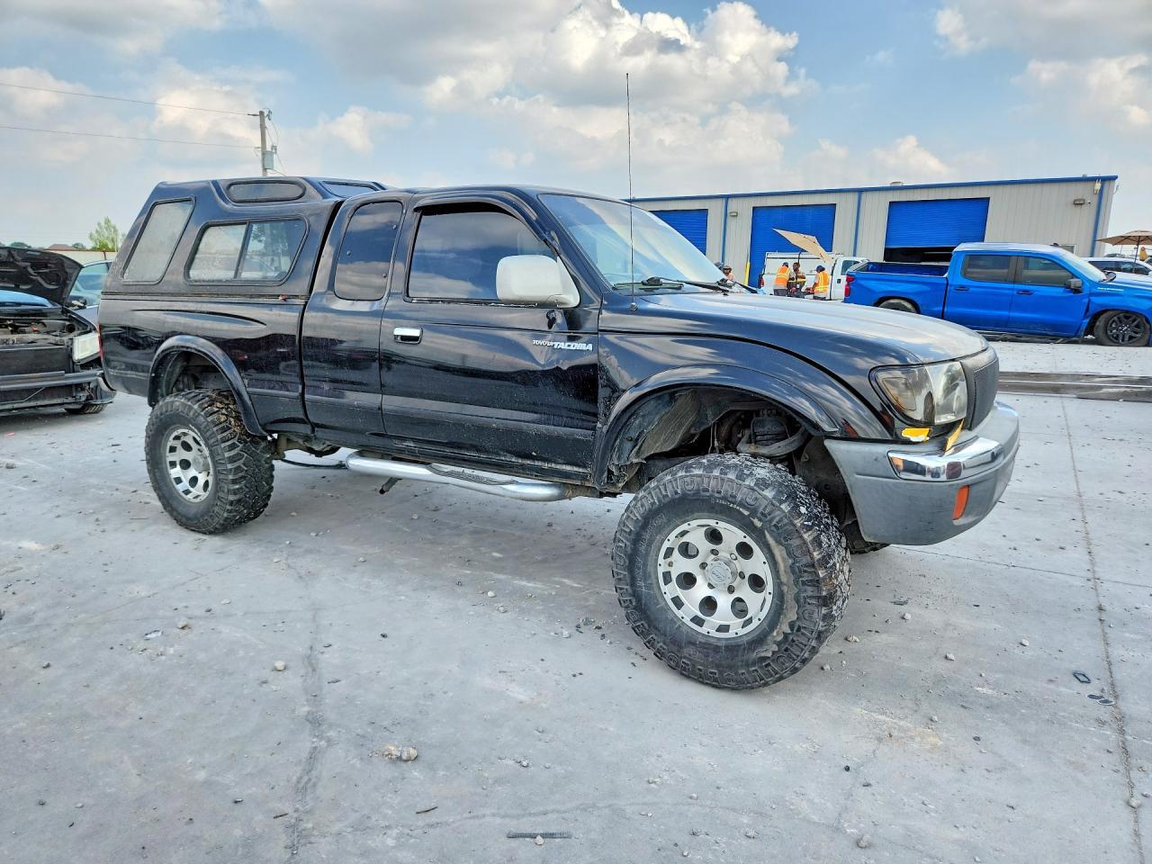 2000 TOYOTA TACOMA