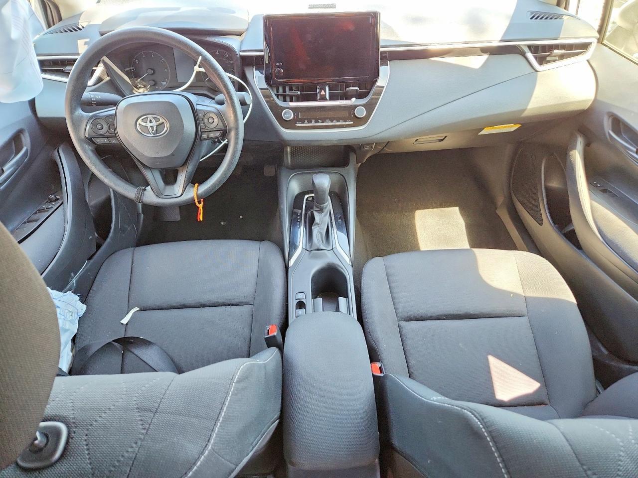 2025 TOYOTA COROLLA