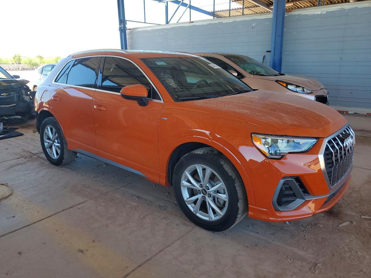 2022 AUDI Q3