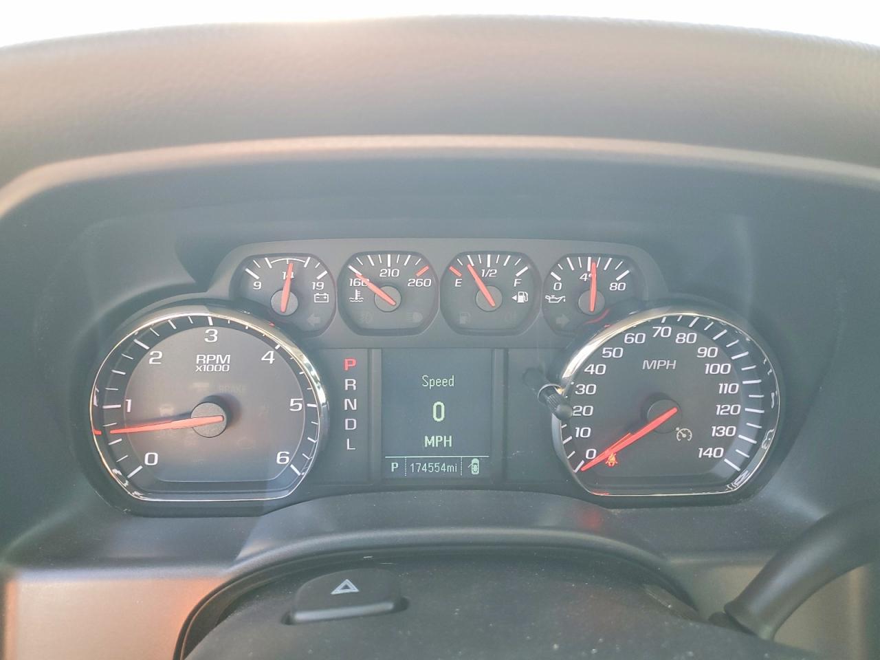 2018 CHEVROLET Silverado