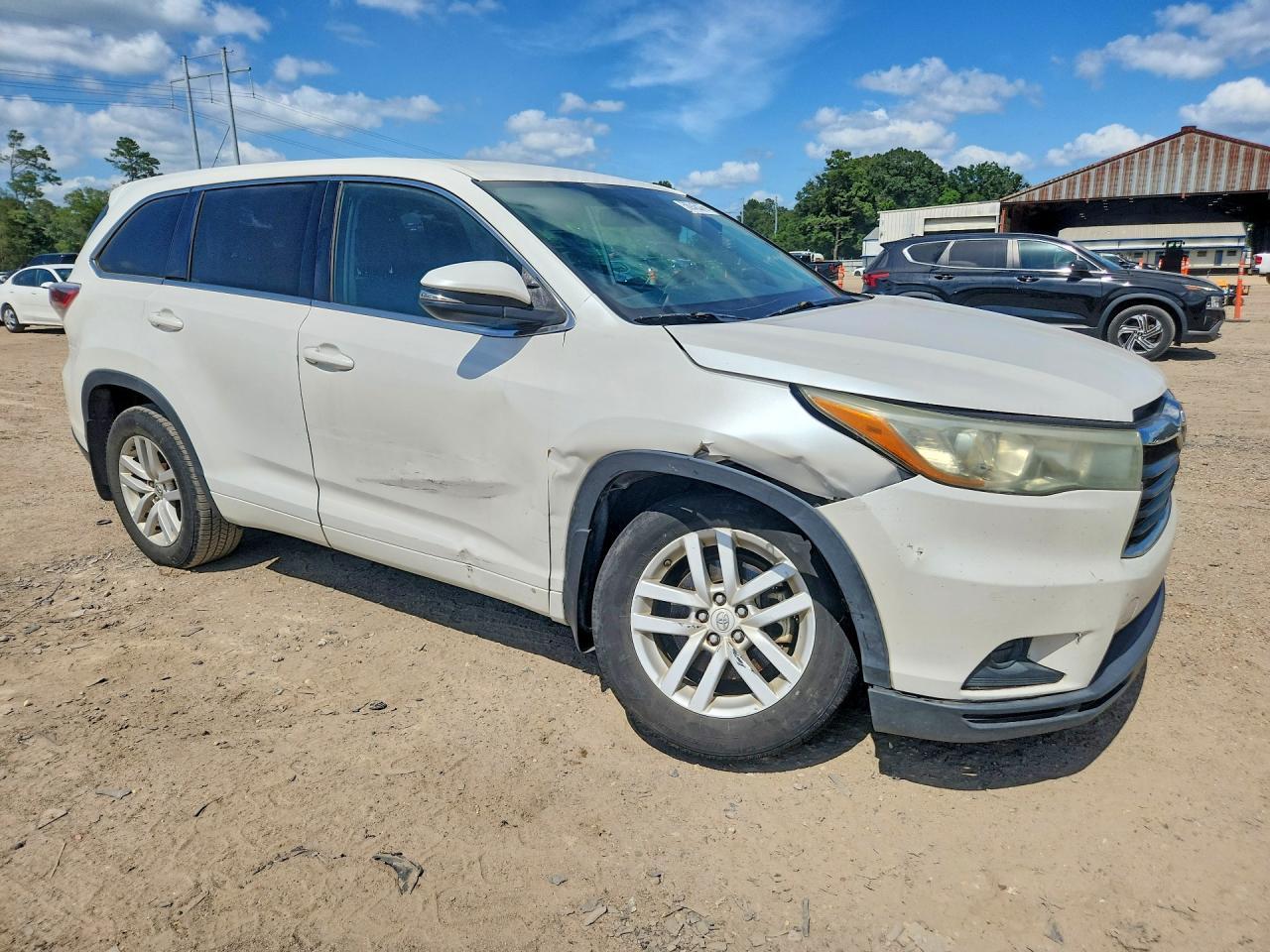 2015 TOYOTA HIGHLANDER