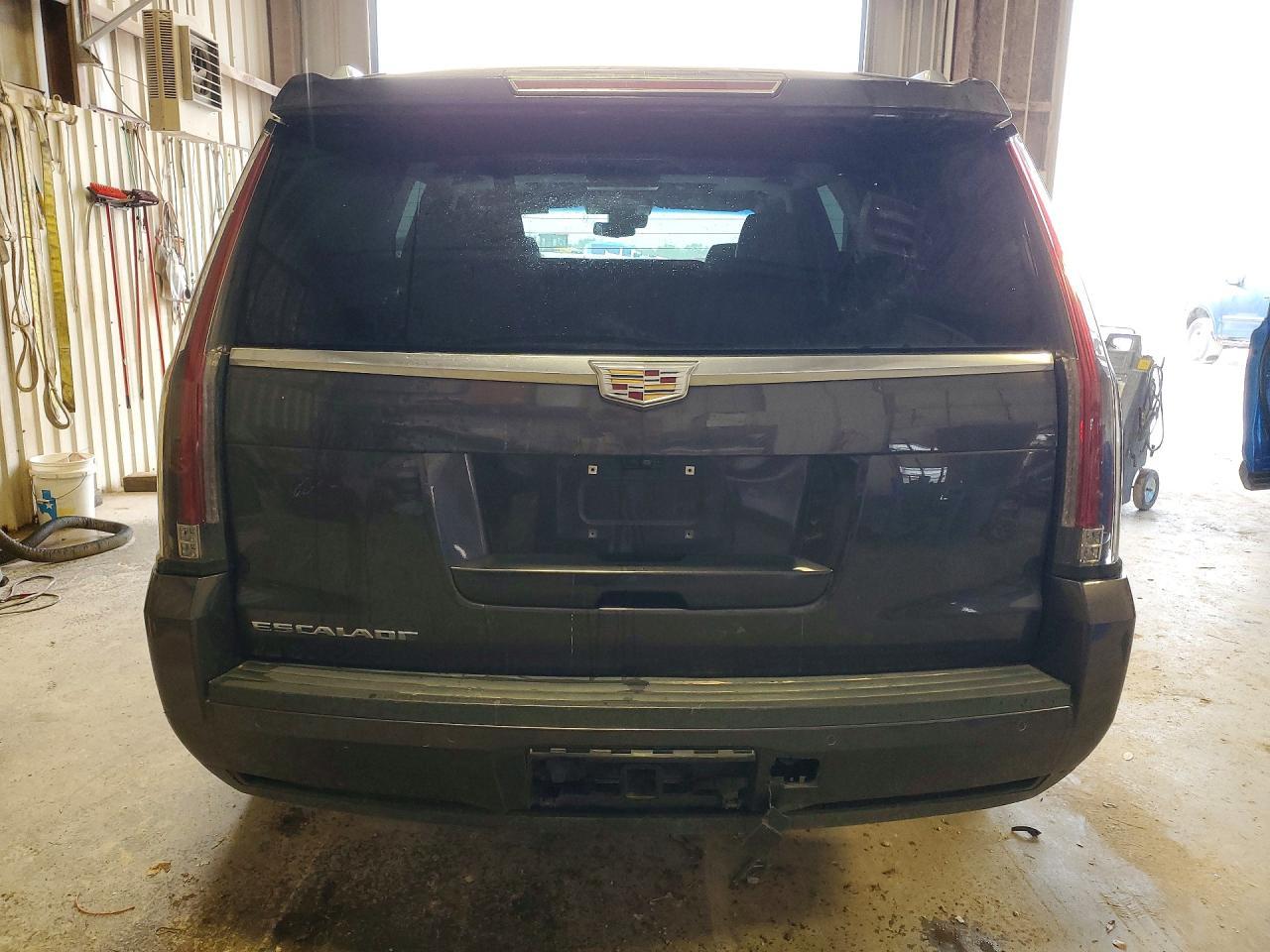 2018 CADILLAC ESCALADE