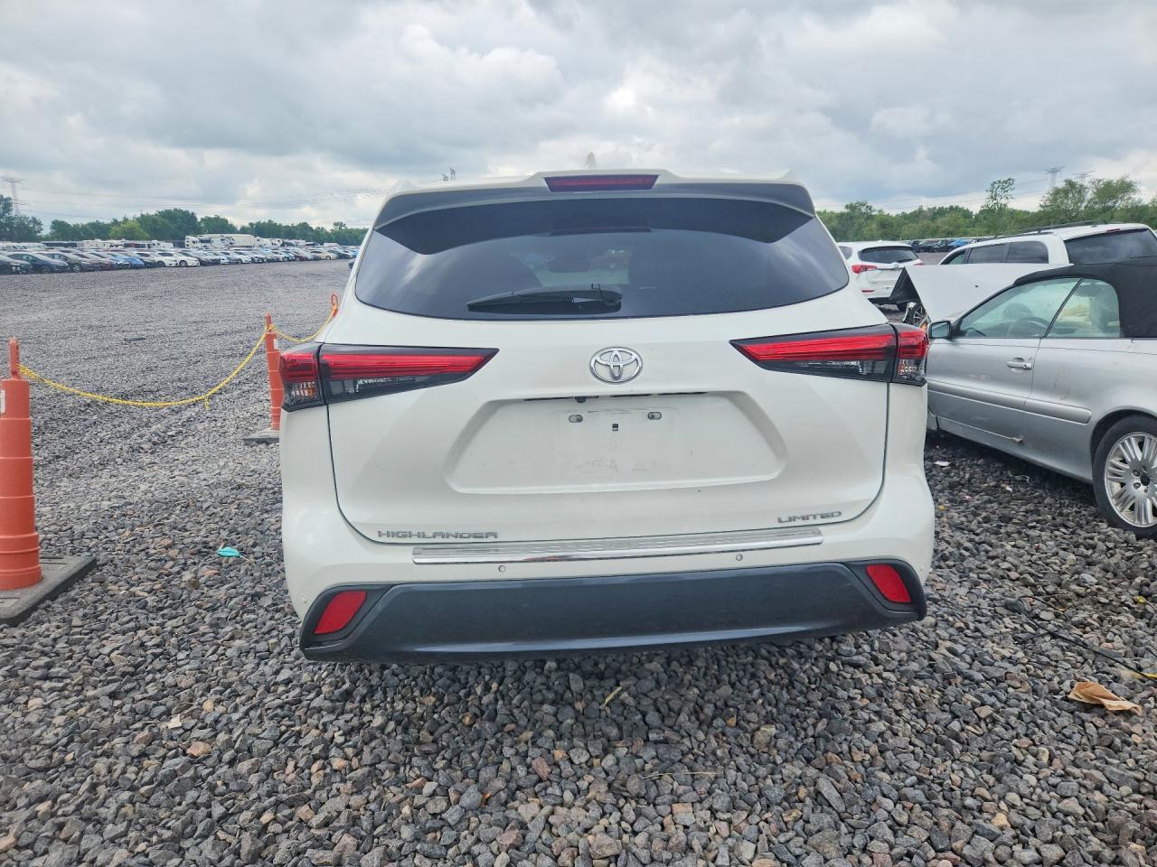 2021 TOYOTA HIGHLANDER