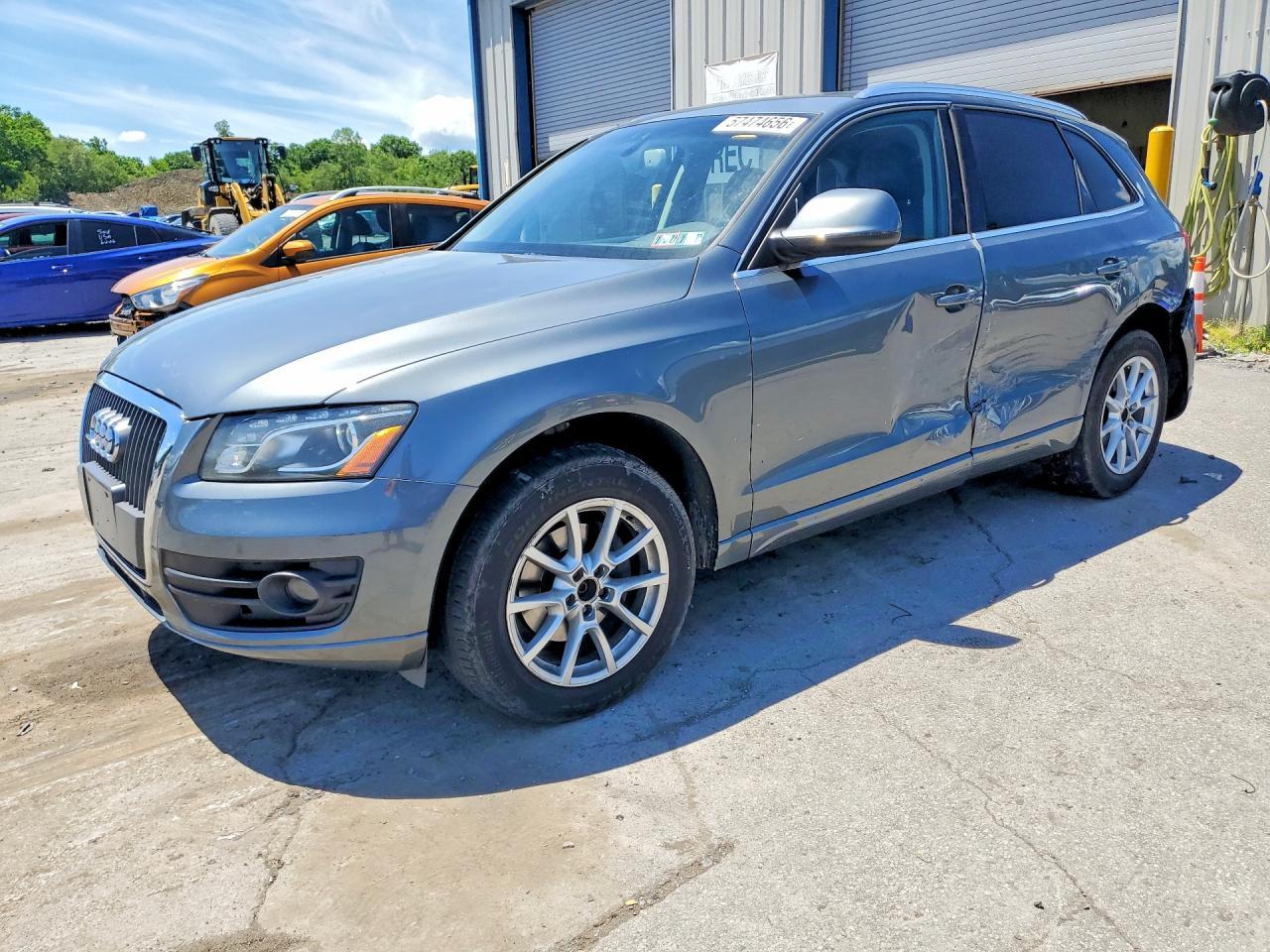 2012 AUDI Q5