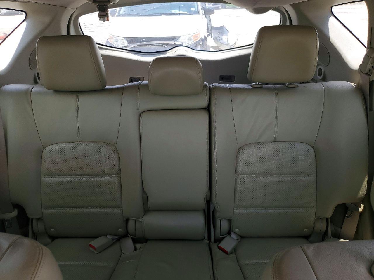 2011 NISSAN MURANO