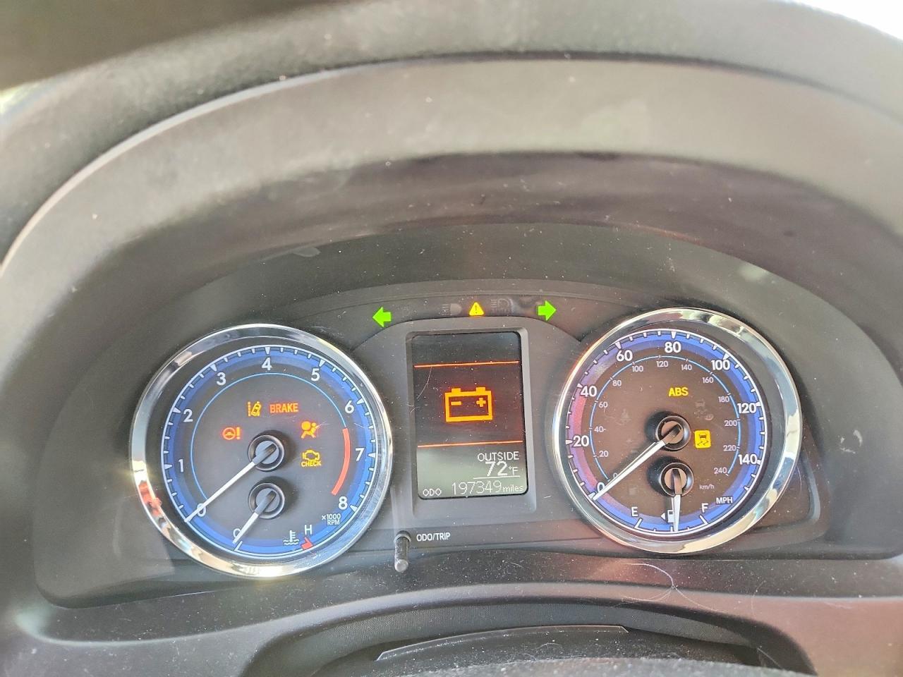 2017 TOYOTA COROLLA