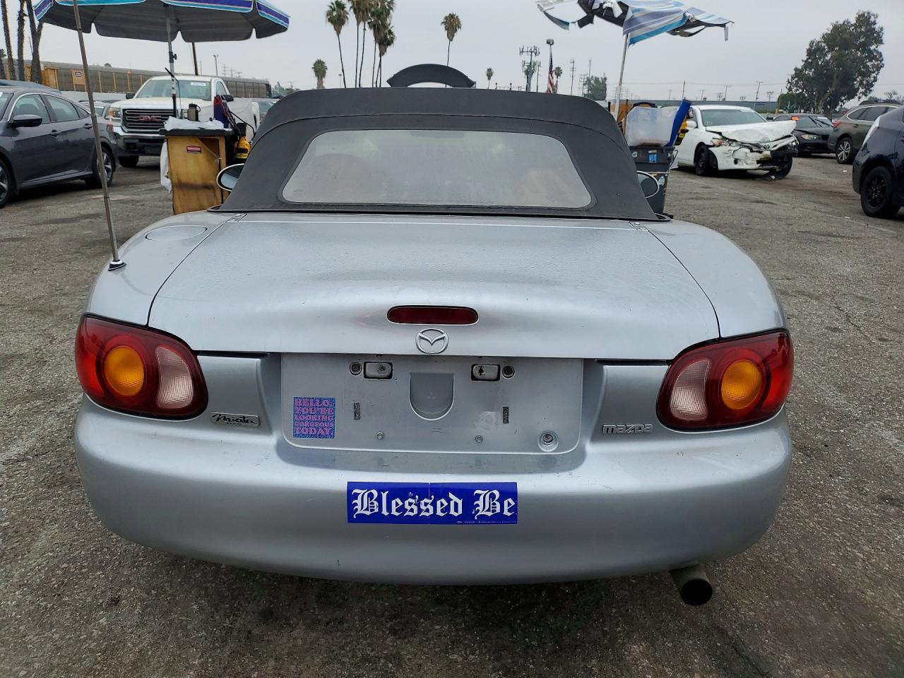 2000 MAZDA MX-5 Miata