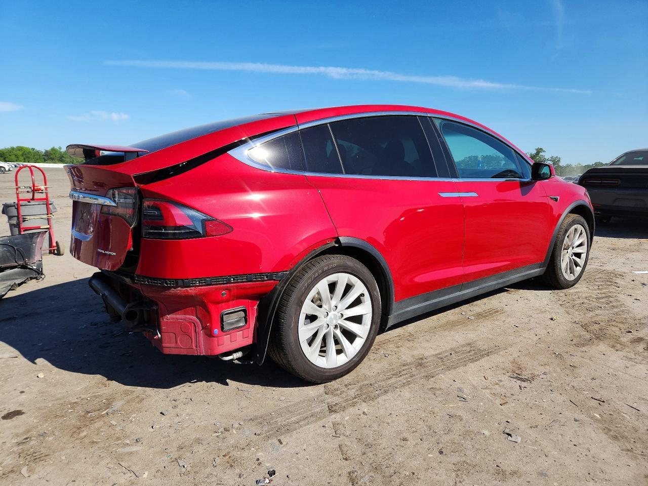 2021 TESLA MODEL X