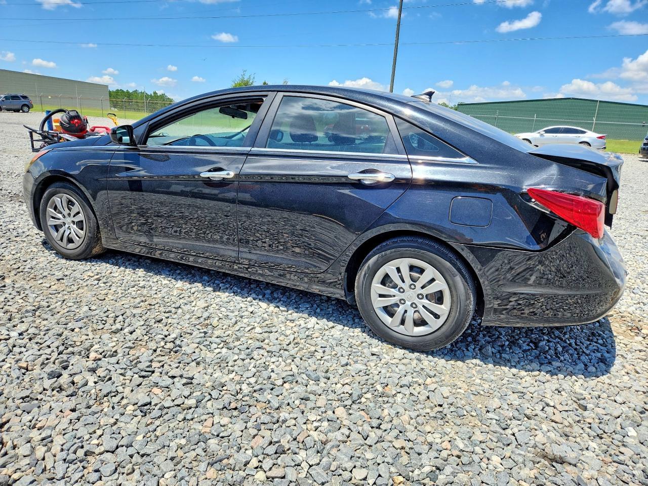 2011 HYUNDAI SONATA