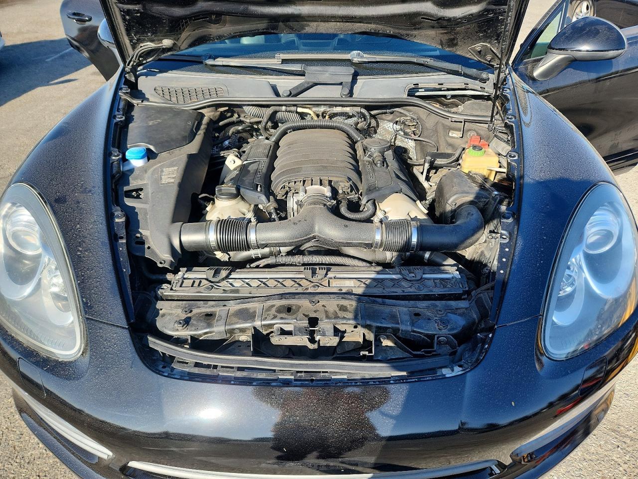 2011 PORSCHE CAYENNE