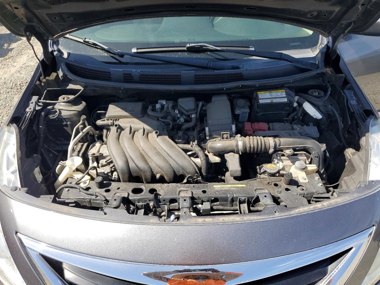 2017 NISSAN VERSA
