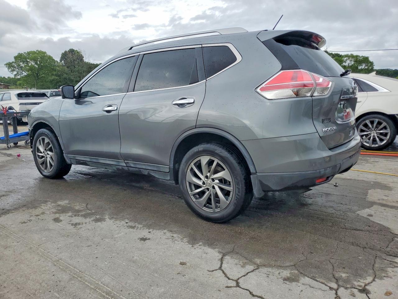 2015 NISSAN ROGUE