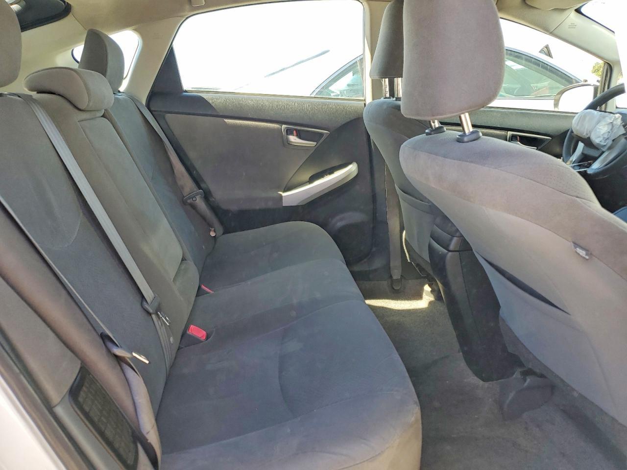 2015 TOYOTA PRIUS