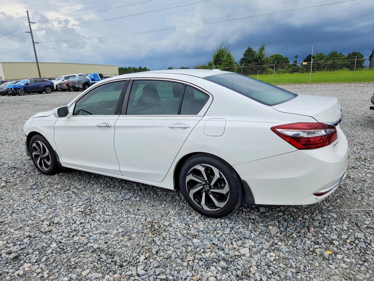 2016 HONDA ACCORD