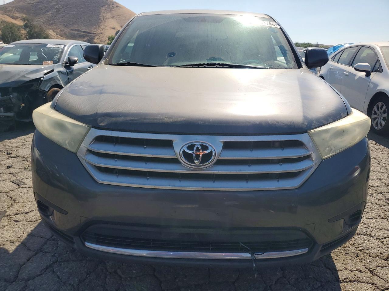 2013 TOYOTA HIGHLANDER