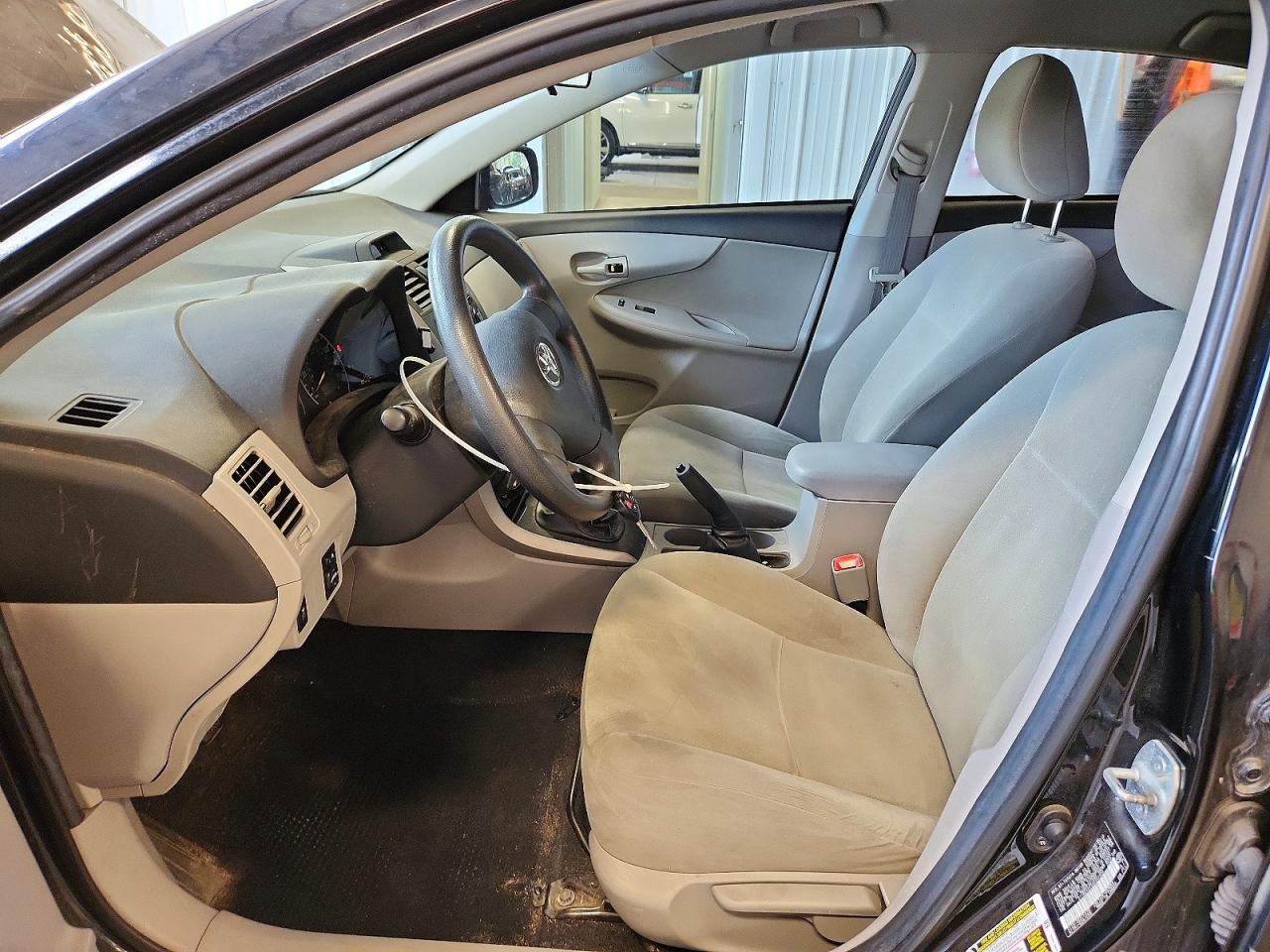 2013 TOYOTA COROLLA