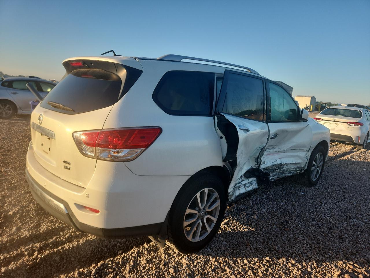 2013 NISSAN PATHFINDER