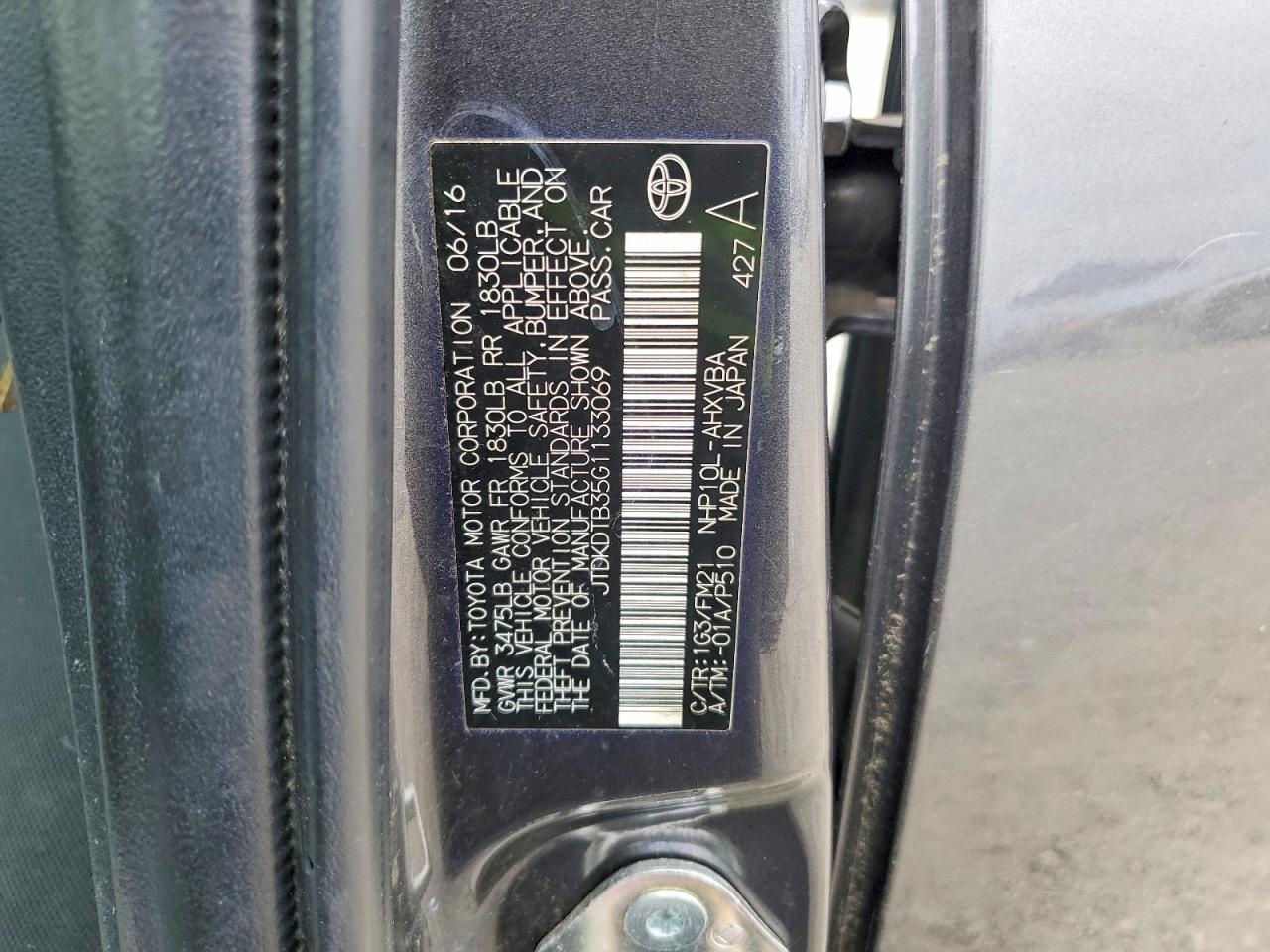 2016 TOYOTA Prius c